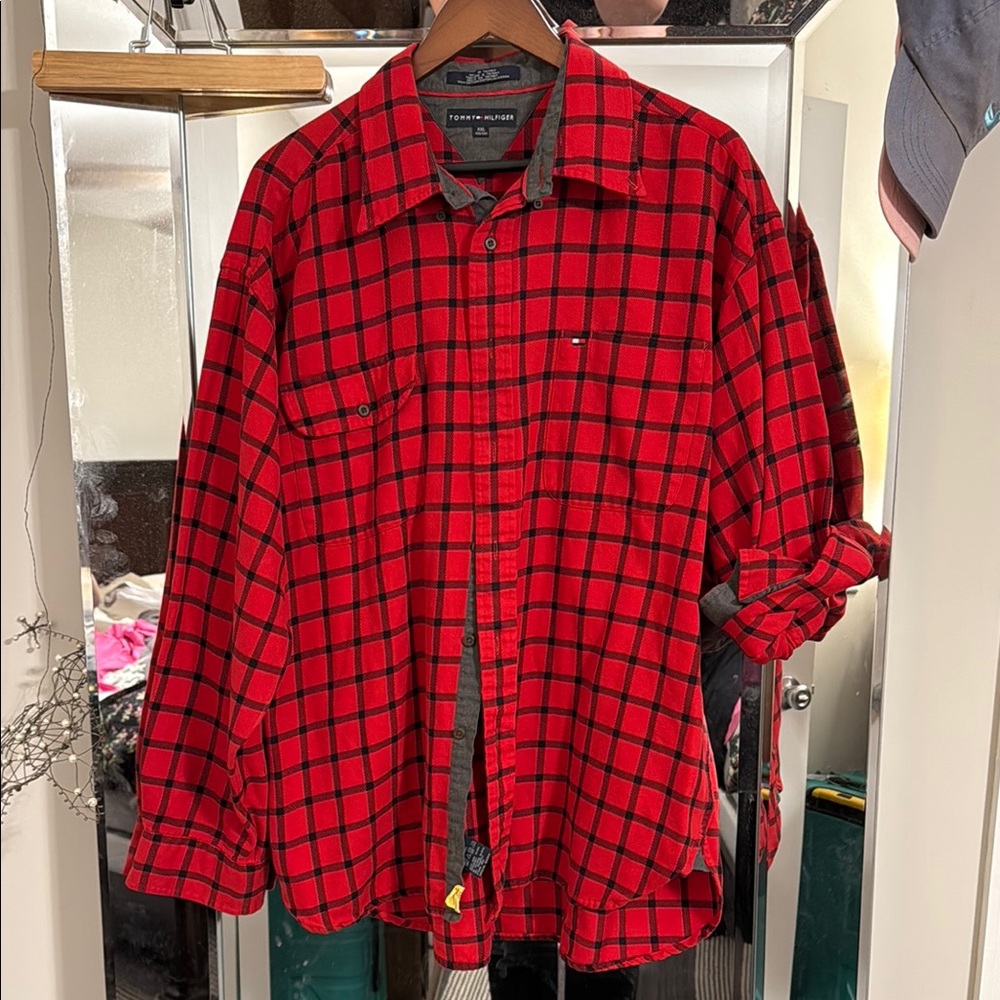 Tommy Hilfiger Red and Black Lightweight Shirt Jacket (Flannel Shirt)